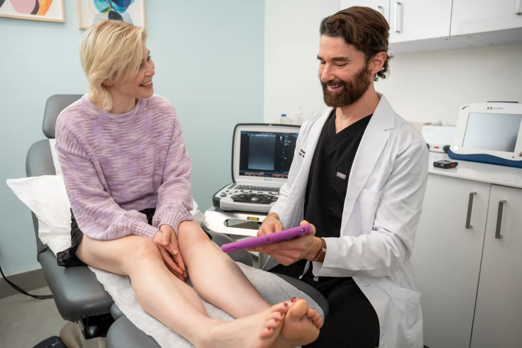 Do clinics offer minimally invasive vein treatments?